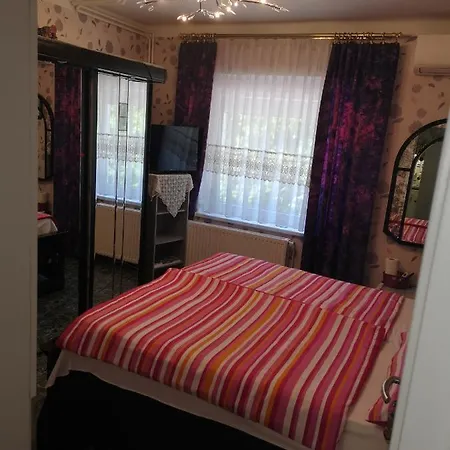 Balaton Apartmanhaz شيوفوك