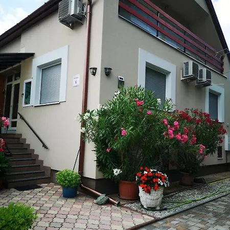 Balaton Apartmanhaz Σίοφοκ