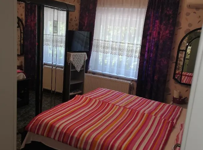 Balaton Apartmanhaz شيوفوك